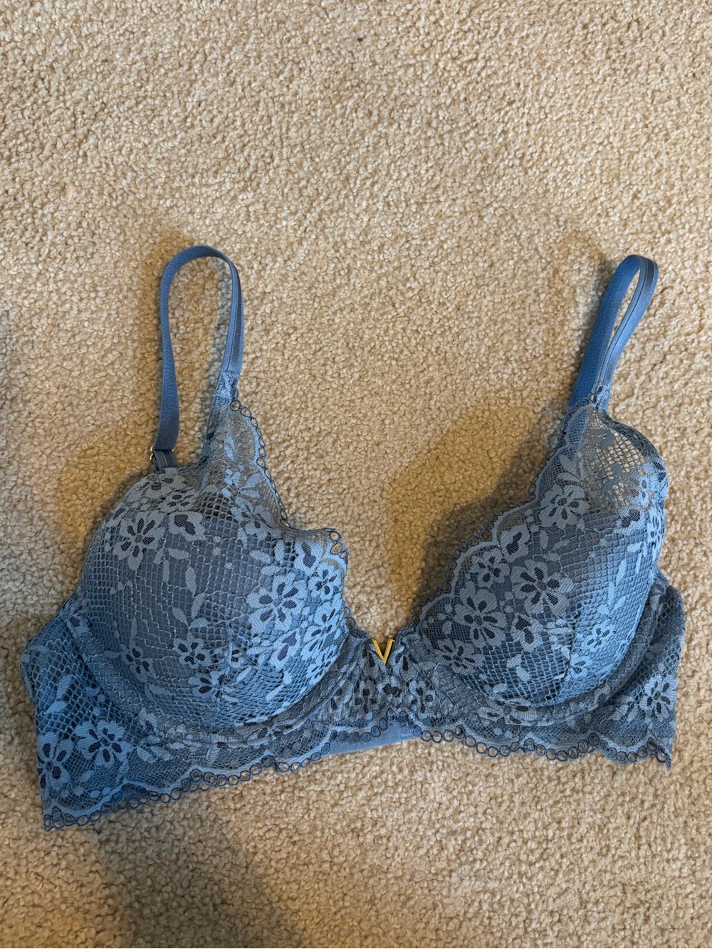 Victoria's Secret 32C Love Cloud Lightly Lined Plunge Blue Lace Underwire Bra
